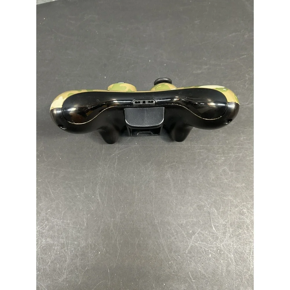Limited Edition Microsoft Xbox 360 Camo Wireless Controller - Missing Back Cover